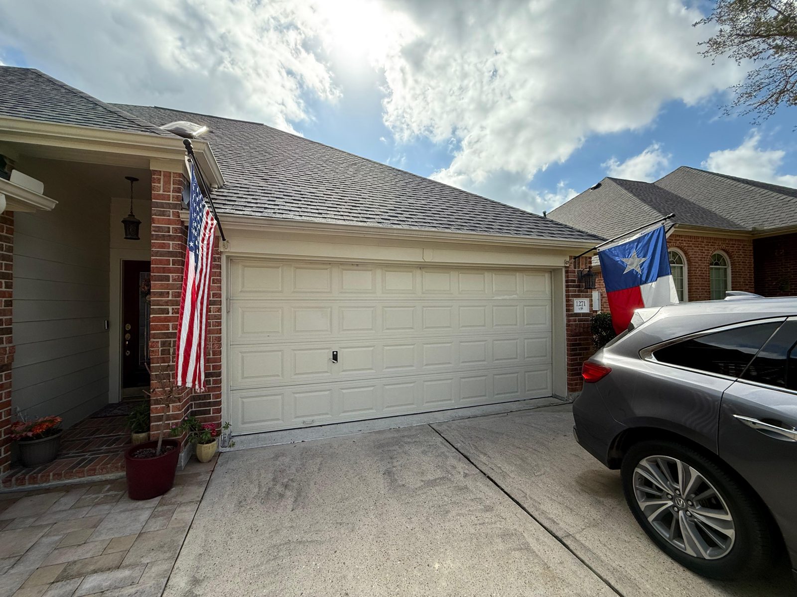 New garage door installed by TikTak on a Pasadena, TX home